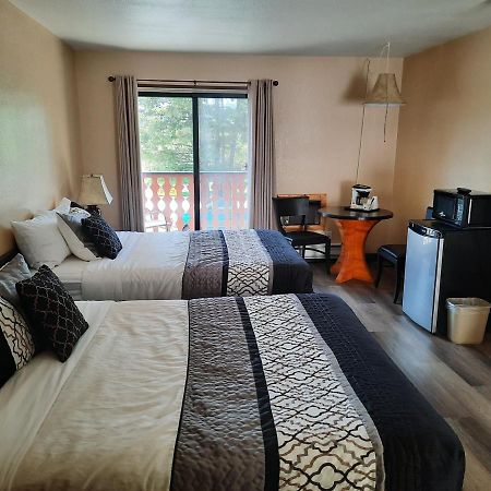 Alpen Motel Radium Hot Springs Bagian luar foto